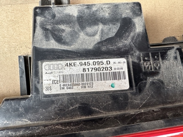 VAG 4KE945095D Фонарь задний центральный в наличии Чернигов