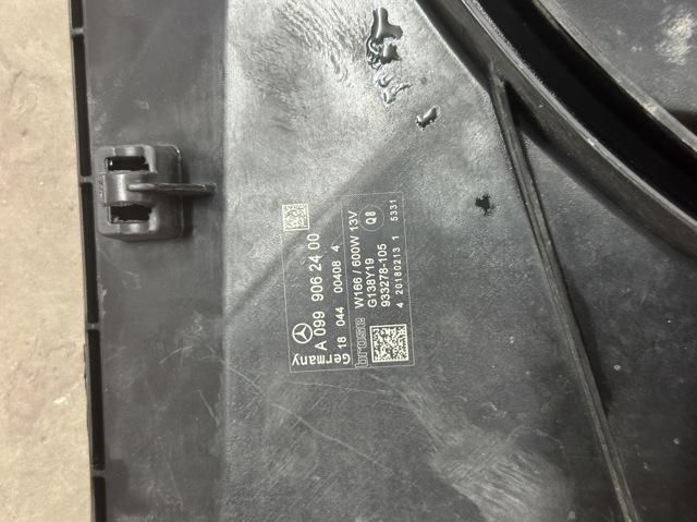 MERCEDES A0999062400 Электровентилятор охлаждения в сборе (мотор+крыльчатка) в наличии Сумы