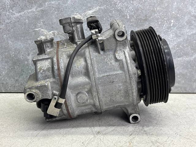 Компрессор кондиционера 0008300202 MERCEDES