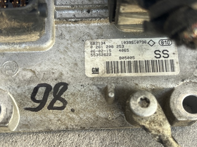 ЭБУ двигателем 0261208253 OPEL