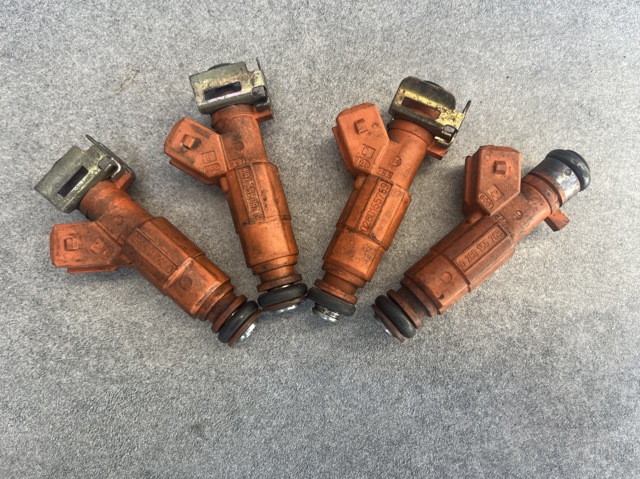 Топливные форсунки 0280155769 BOSCH