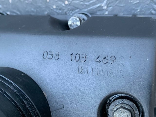 Крышка клапанов Volkswagen Polo 4