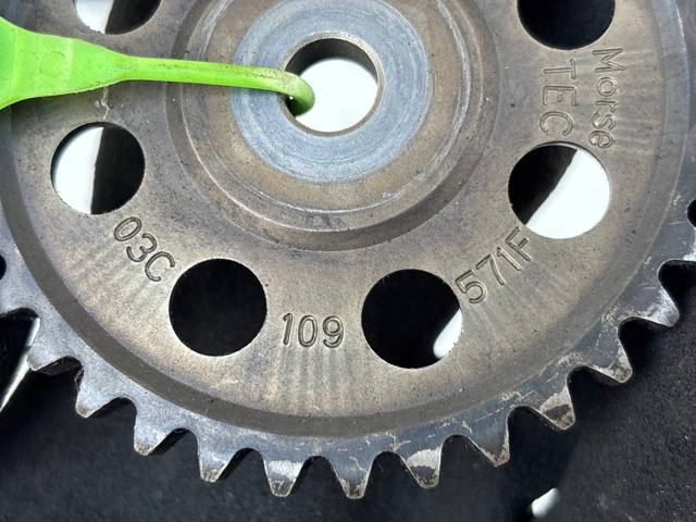 03C109571F VAG Шестерня распредвала купить в Днепр