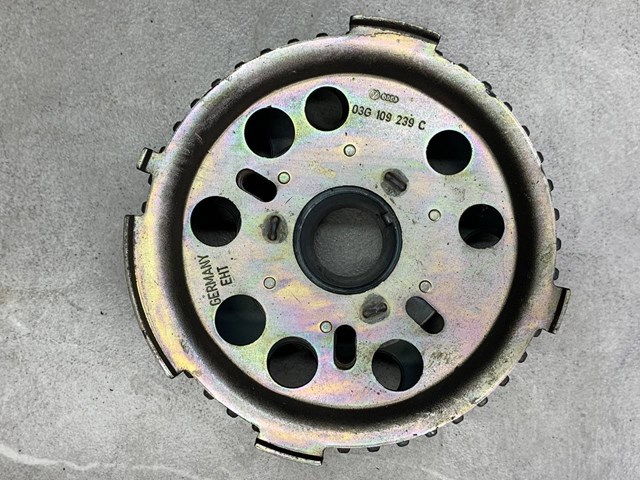 03G109239C Фланец шестерни распредвала купить Полтава