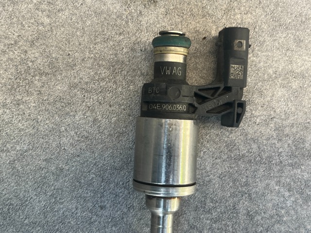 Форсунки 04E906036E VAG