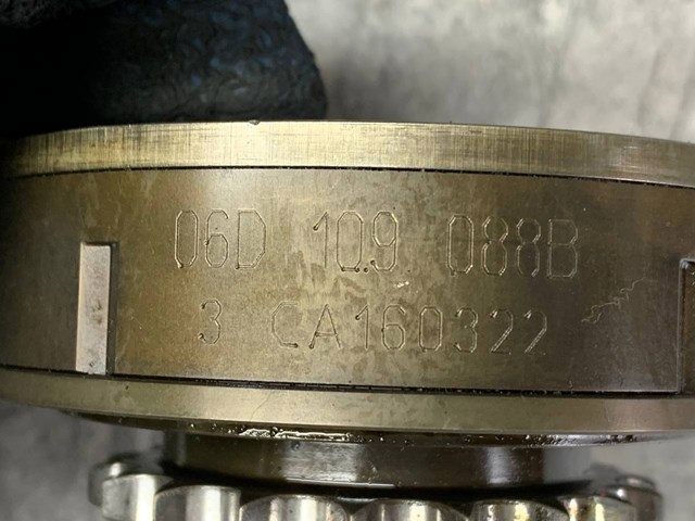 06D109088B Регулятор фаз газораспределения купить Николаев