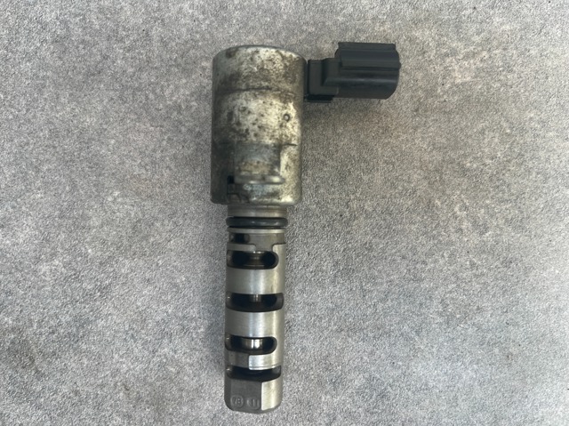Клапан регулировки давления масла 1028A022 MITSUBISHI