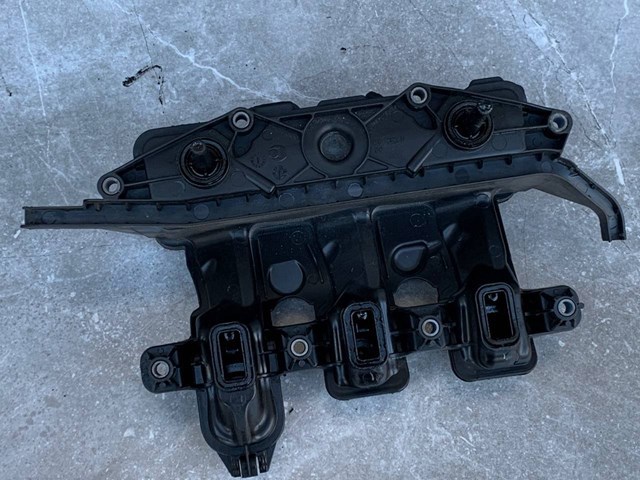 118300724R RENAULT Впускной коллектор купить в Чернигов