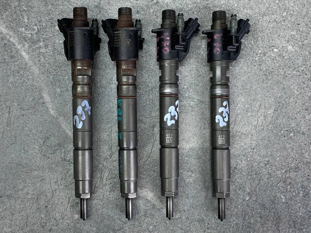 Клапанная форсунка 31303238 VOLVO