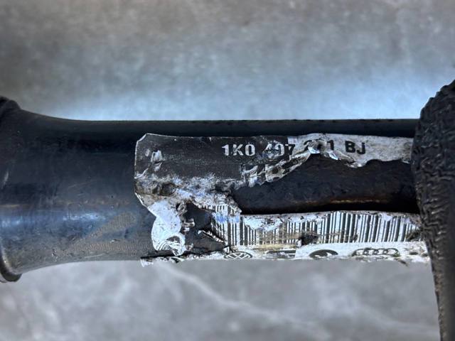 VAG 3C0407271S Левая полуось в наличии Украина