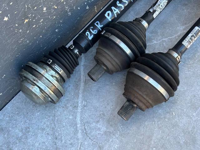 VAG 3C0407271S Левая полуось в наличии Ужгород