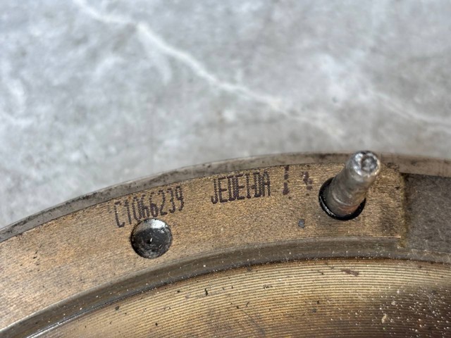 Демпферный маховик 55485218 OPEL