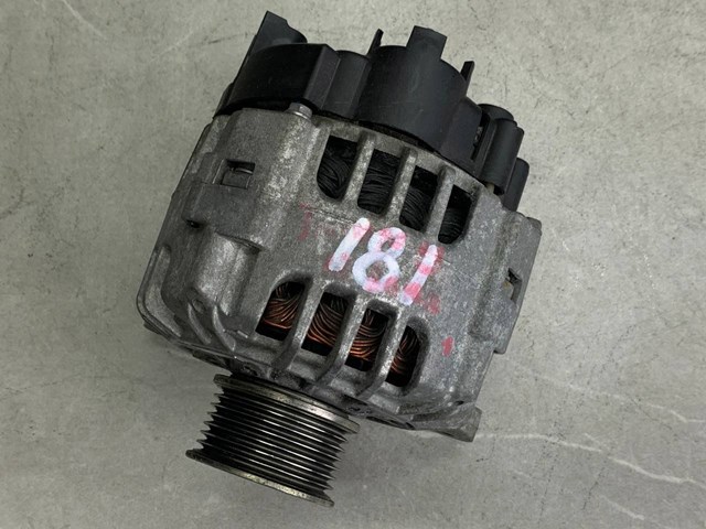Генератор 8200654541 RENAULT