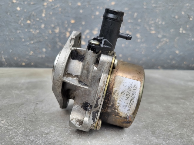 Вакуумный насос Nissan Qashqai I