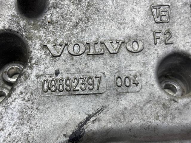 Впускной коллектор 8692397 VOLVO