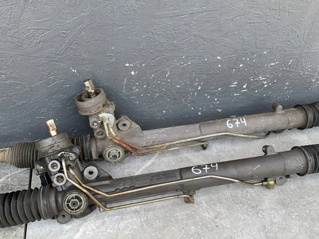 Реечный рулевой механизм 8E1422066D VAG
