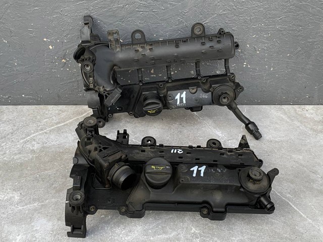 Крышка клапанов 9646698680 PEUGEOT