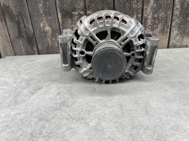 MERCEDES A0141541402 Генератор в наличии Кривой Рог
