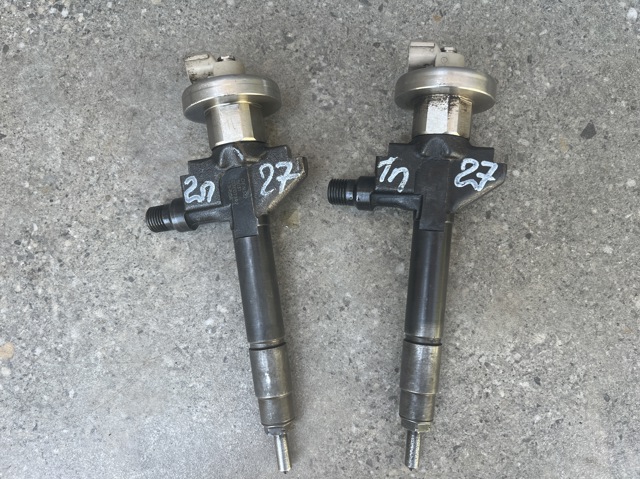Форсунка впрыска топлива RF5C13H50A MAZDA