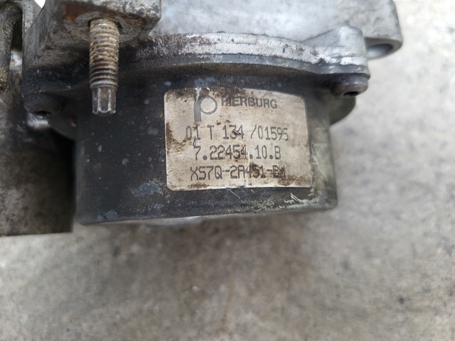 Вакуумный насос XS7Q2A451BH FORD