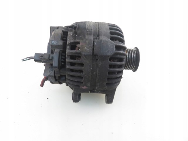 Автомобильный генератор 0124525133 BOSCH
