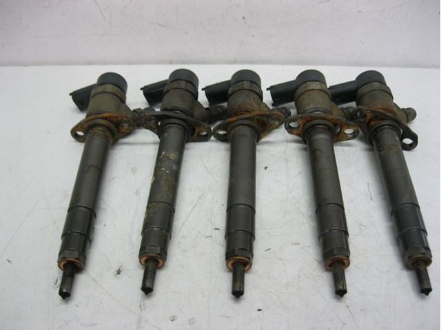 Форсунка инжектора 0445110078 BOSCH