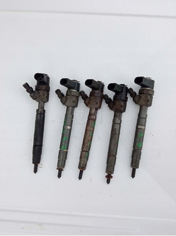 Форсунка впрыска топлива 0445110098 BOSCH