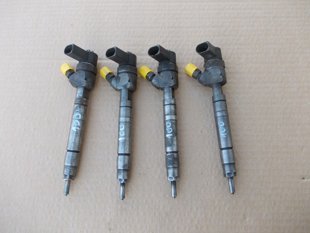 Форсунка дизельная в сборе Mercedes CLK