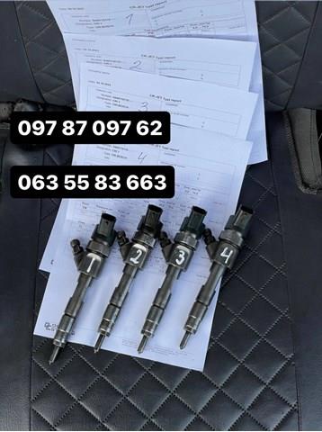 Форсунка инжектора 0445110110 BOSCH