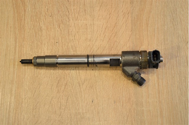 Топливные форсунки 0445110584 BOSCH