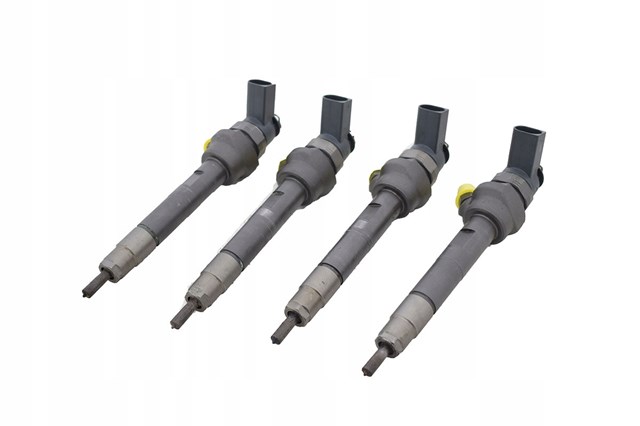 Топливные форсунки 0445110600 BOSCH