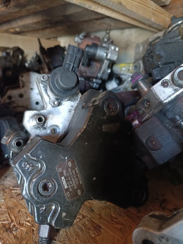 Насос топливный высокого давления (ТНВД) 3310027400 HYUNDAI