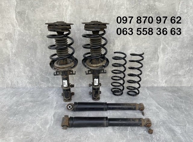 Стойка амортизатора передняя 543020017R RENAULT