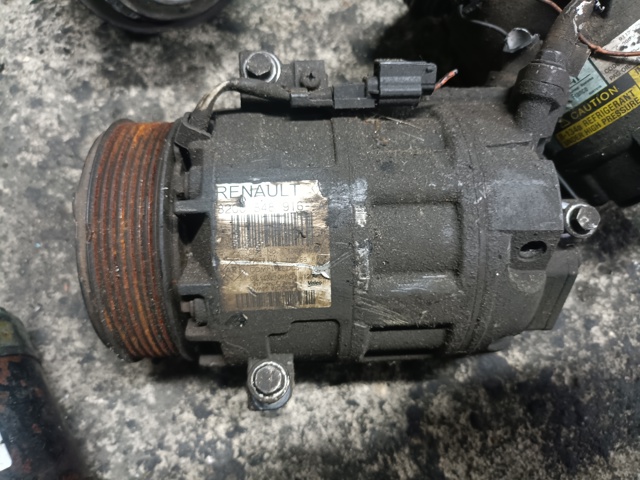 Компрессор кондиционера 8200848916 RENAULT