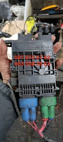 RENAULT 8200882381 Блок управления двигателем в наличии Днепр