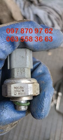 Датчик-клапан кондиционера 921361722R RENAULT