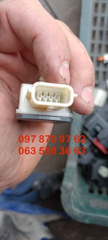988809284R RENAULT купить в Львов