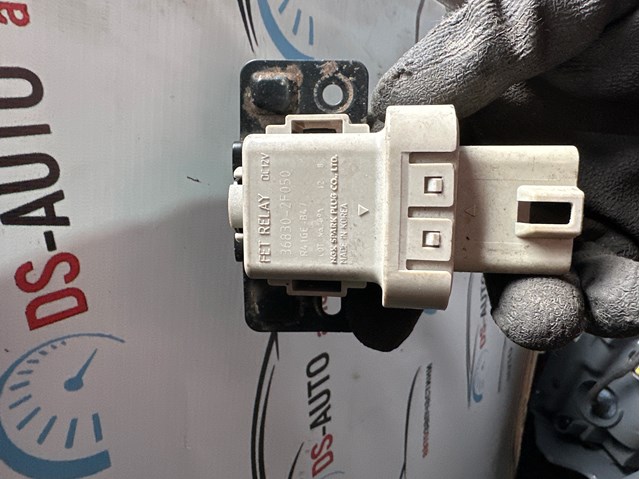 HYUNDAI 368302F050 Реле свечей накала в наличии Черкассы