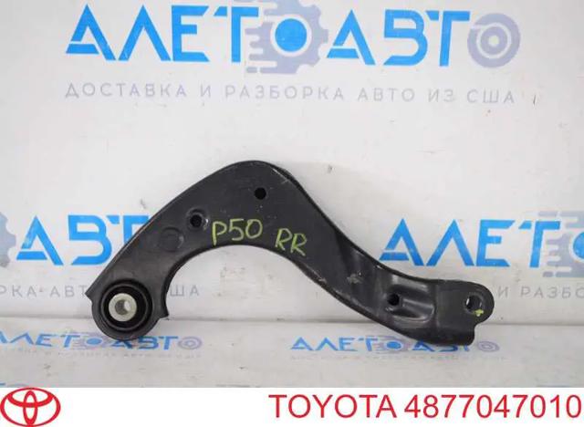 Рычаг подвески задний правый 4877047010 TOYOTA