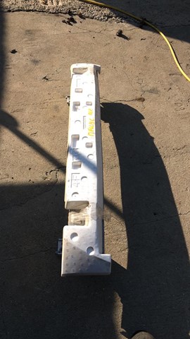 Наполнитель бампера переднего 5261147070 TOYOTA