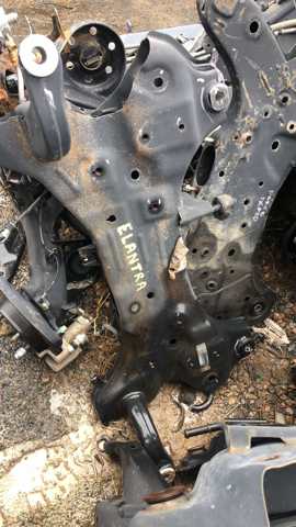 Подрамник двигателя 62405F3050 HYUNDAI