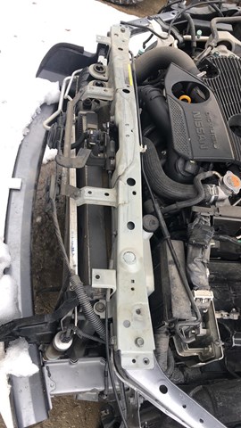 625111KM0H NISSAN Верхняя рамка радиатора купить в Днепр