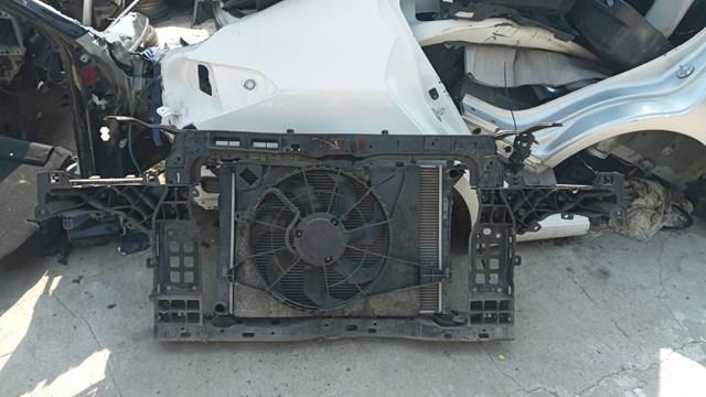 HYUNDAI 641014Z000 Рамка радиатора в наличии Полтава