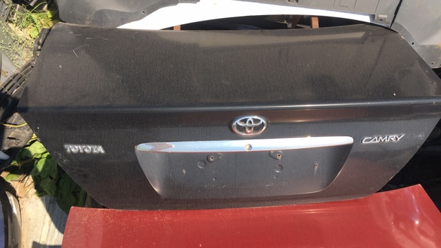 Крышка багажника 6440133280 TOYOTA