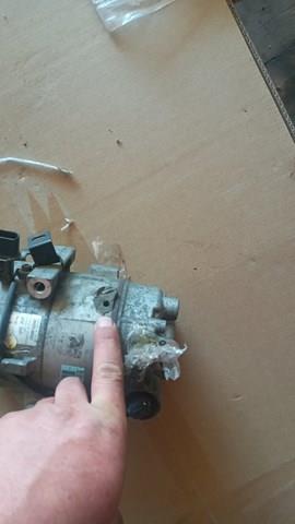 Насос кондиционера 97701F2800 HYUNDAI