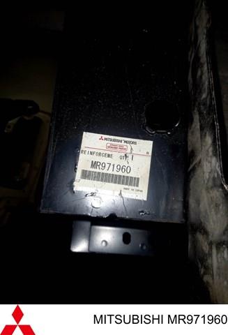 MR971960 MITSUBISHI Усилитель бампера переднего купить в Львов