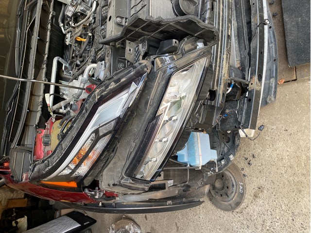 NISSAN 260106RR6D Правая фара в наличии Кривой Рог