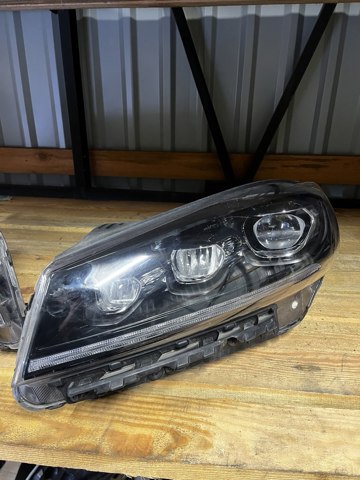 92101C5600 HYUNDAI Фара левая купить в Сумы