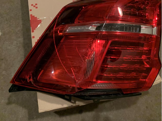 VOLVO 31655358 Фонарь задний левый внешний в наличии Павлоград