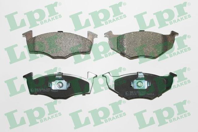 Колодки тормозные дисковые комплект 05P667 LPR